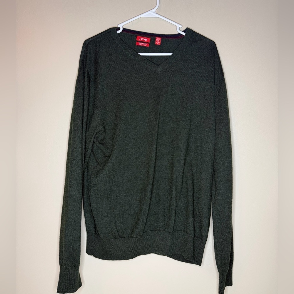 Izod Dark Green V-Neck Sweater